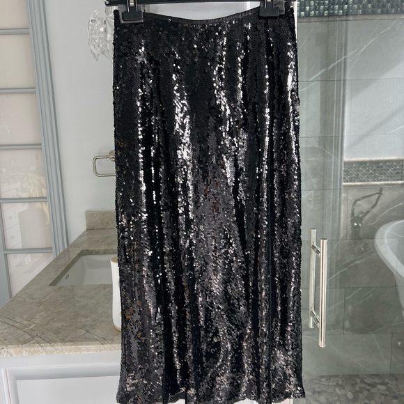ZARA SEQUIN MIDI SKIRT BLACK - Picture 10 of 13